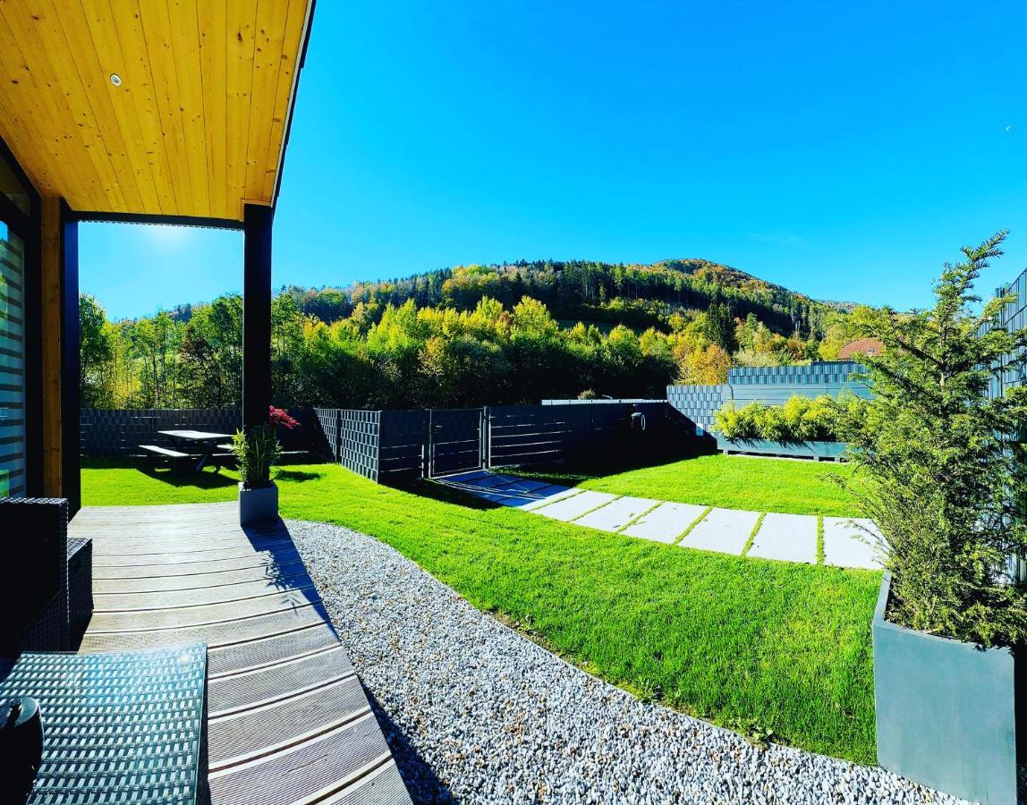 Voralpen Lodge - Ferienhaus mit Sauna&Hot Tub Traisen Exterior foto